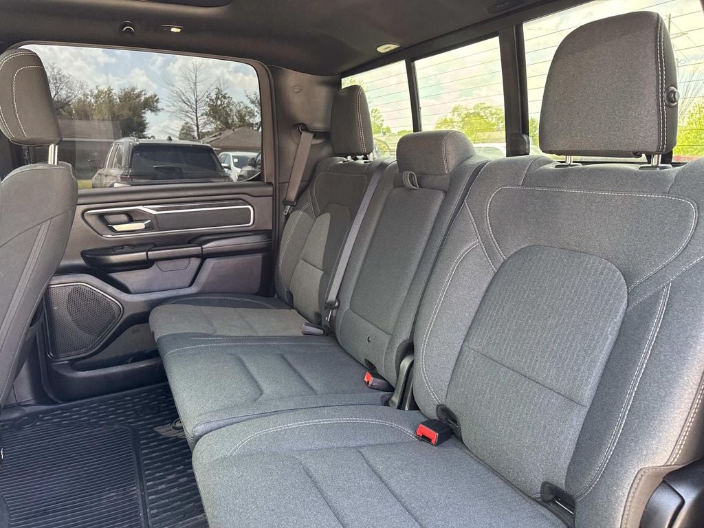2022 RAM 1500 Big Horn Crew Cab 4x4 6'4' Box