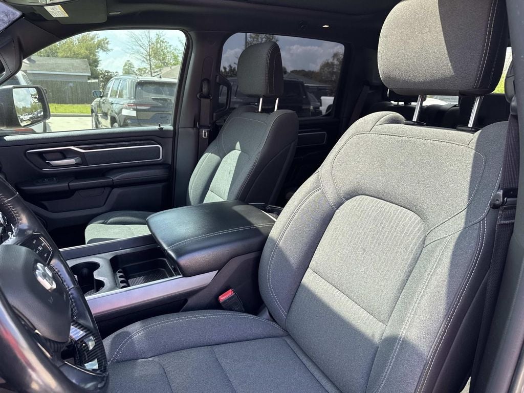 2022 RAM 1500 Big Horn Crew Cab 4x4 6'4' Box
