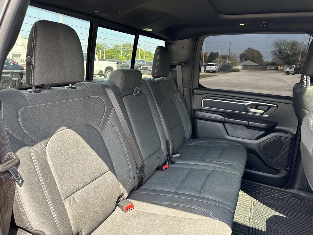 2022 RAM 1500 Big Horn Crew Cab 4x4 6'4' Box
