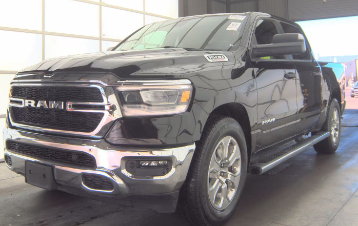 2023 RAM 1500 Big Horn Crew Cab 4x4 5'7' Box