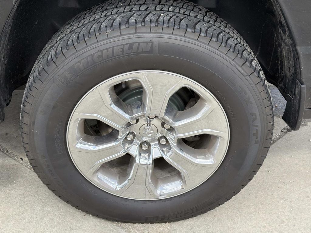 2023 RAM 1500 Big Horn Crew Cab 4x4 5'7' Box