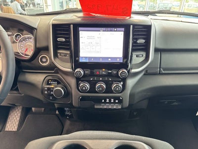 2025 RAM 1500 Big Horn Crew Cab 4x4 5'7' Box