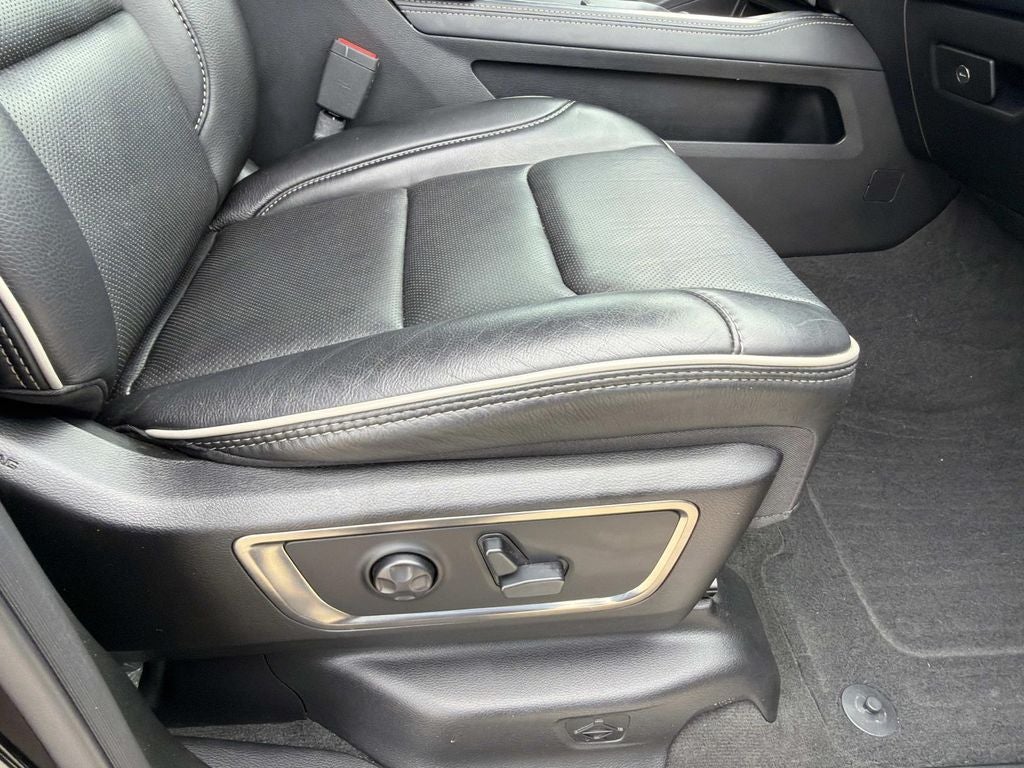 2020 RAM 1500 Limited Crew Cab 4x4 5'7' Box