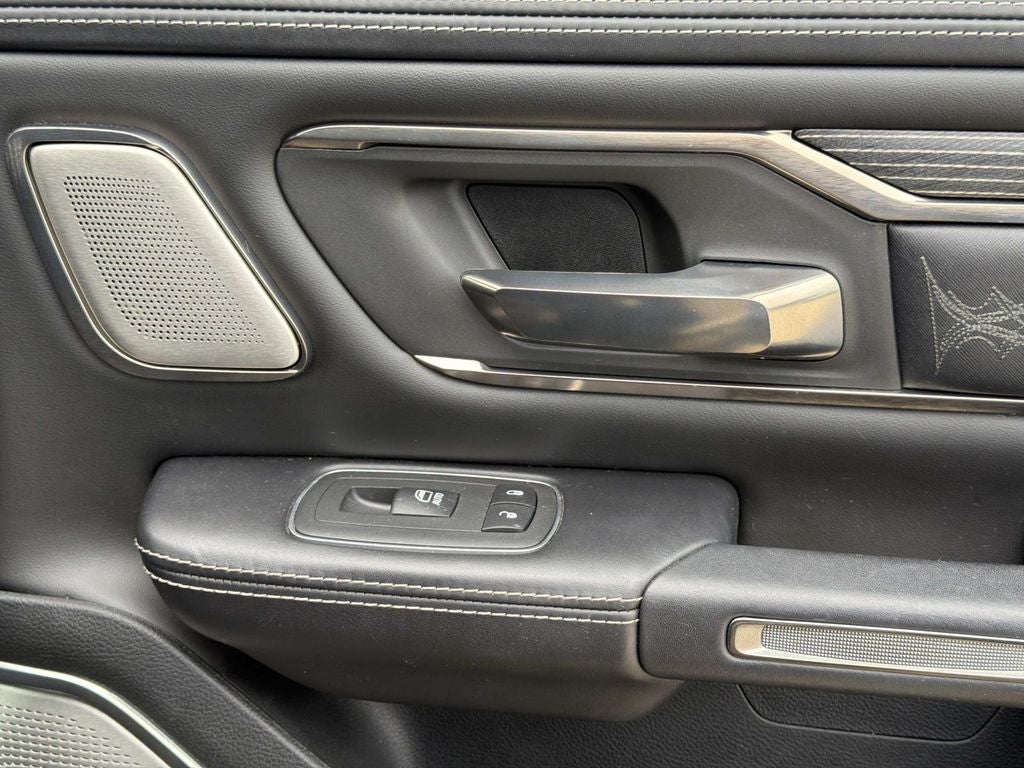 2020 RAM 1500 Limited Crew Cab 4x4 5'7' Box
