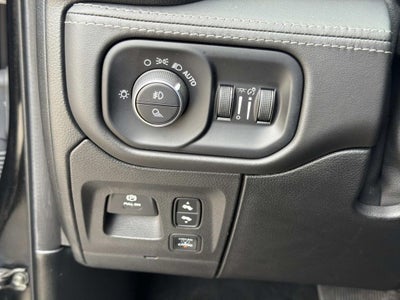 2020 RAM 1500 Limited Crew Cab 4x4 5'7' Box