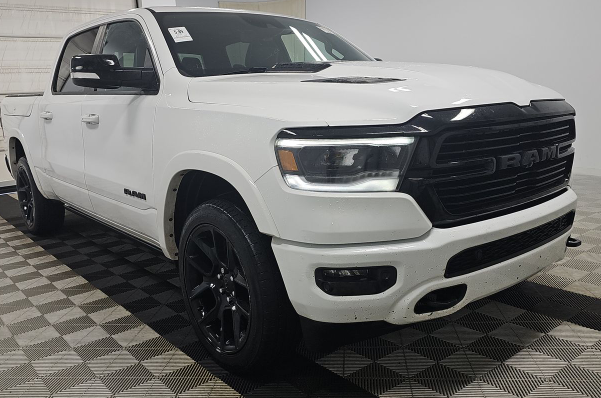 2021 RAM 1500 Laramie Crew Cab 4x4 5'7' Box