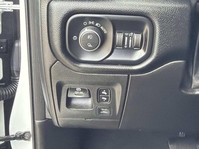 2021 RAM 1500 Laramie Crew Cab 4x4 5'7' Box