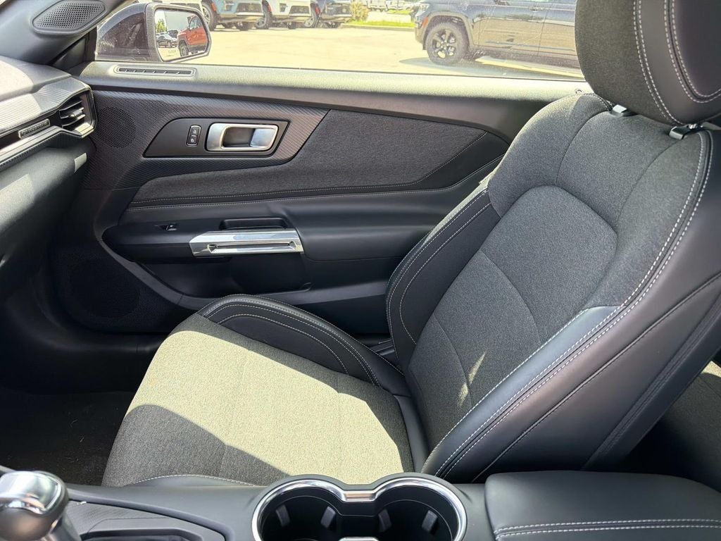 2025 Ford Mustang EcoBoost Fastback