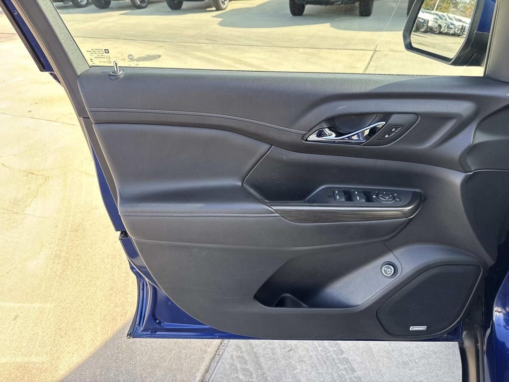 2023 GMC Acadia FWD SLT