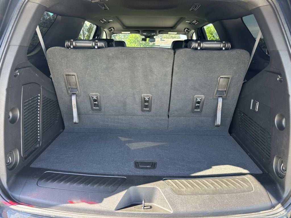 2023 GMC Yukon 2WD SLT