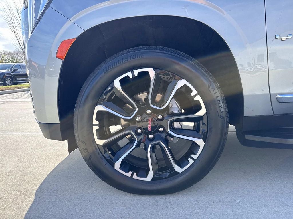 2024 GMC Yukon SLT