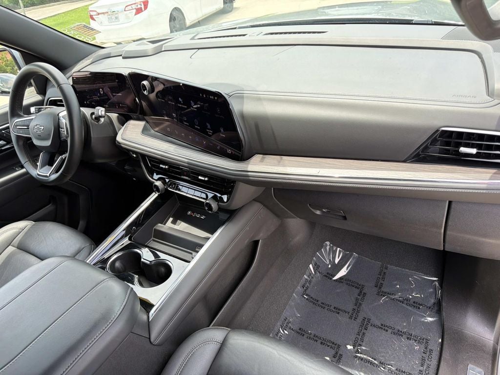 2025 Chevrolet Suburban 4WD Z71
