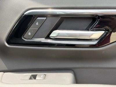 2025 Chevrolet Suburban 4WD Z71