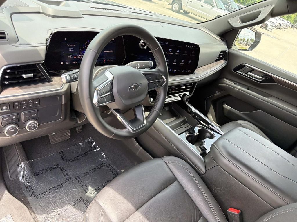 2025 Chevrolet Suburban 4WD Z71