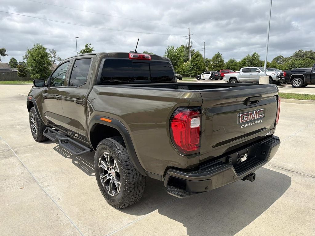 2023 GMC Canyon 4WD Crew Cab Short Box AT4
