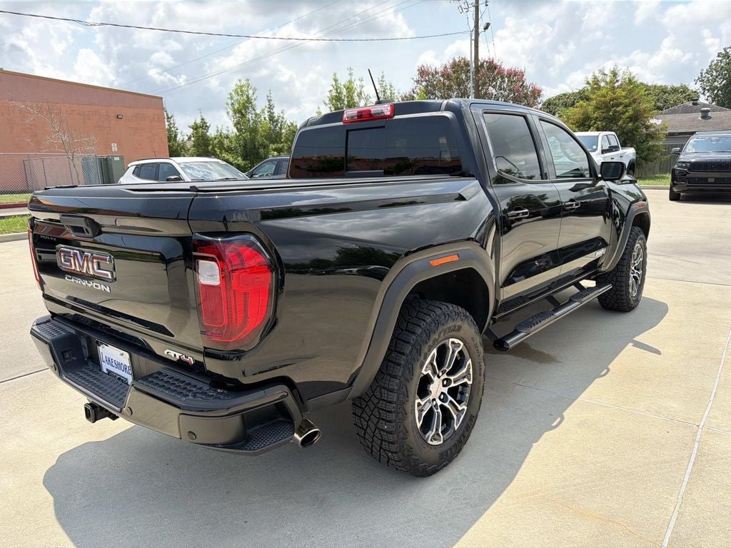 2023 GMC Canyon AT4