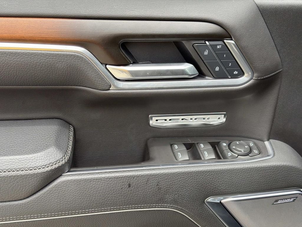 2025 GMC Sierra 1500 2WD Crew Cab Short Box Denali