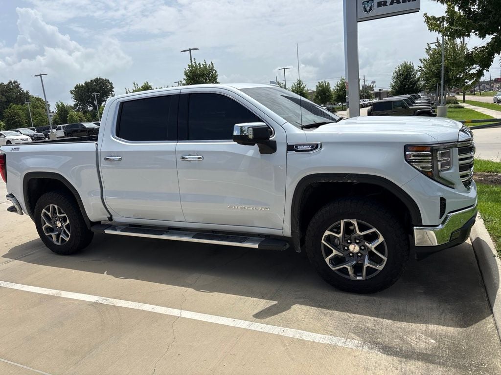 2026 GMC Sierra 1500 Crew Cab, Short Bed, SLT, 4WD