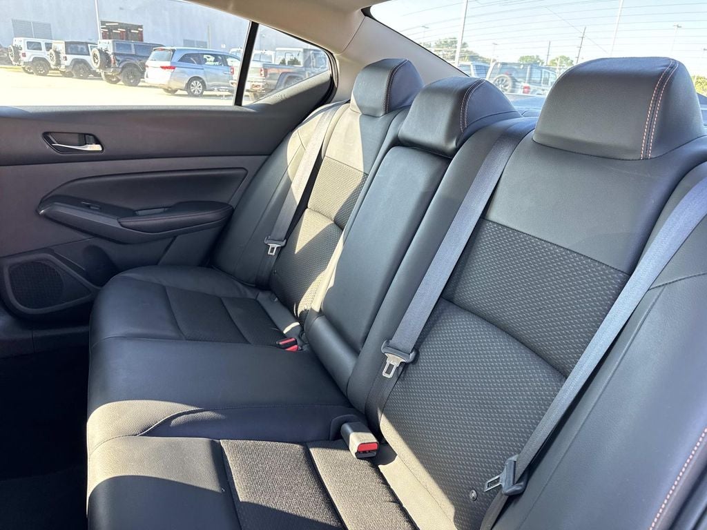 2022 Nissan Altima SR FWD