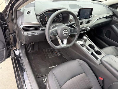 2025 Nissan Altima SV FWD