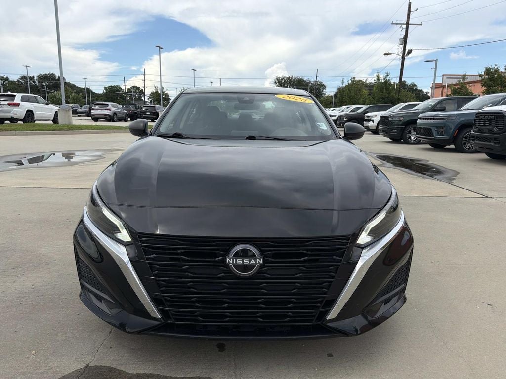 2025 Nissan Altima SV FWD