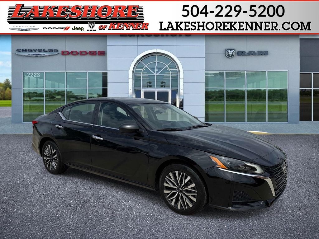 2025 Nissan Altima SV FWD