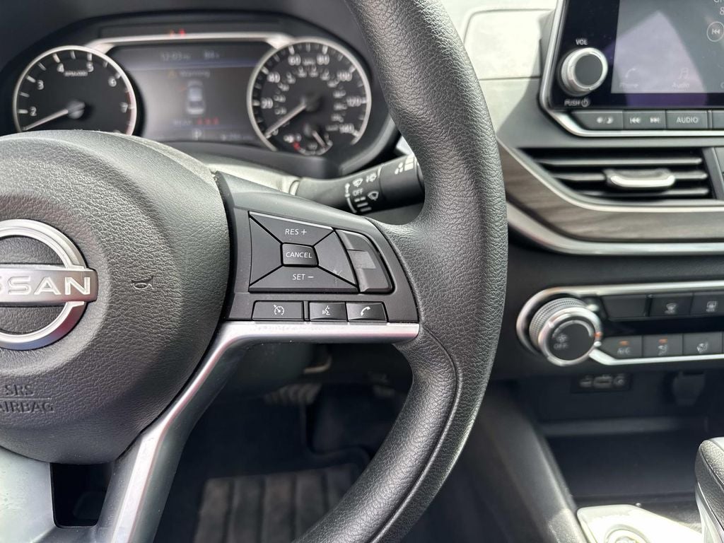 2025 Nissan Altima SV FWD