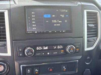 2019 Nissan TITAN SV