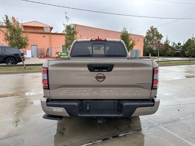 2022 Nissan Frontier Crew Cab PRO-X 4x2