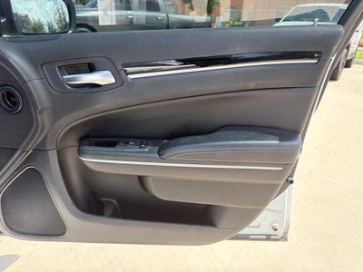 2022 Chrysler 300 S