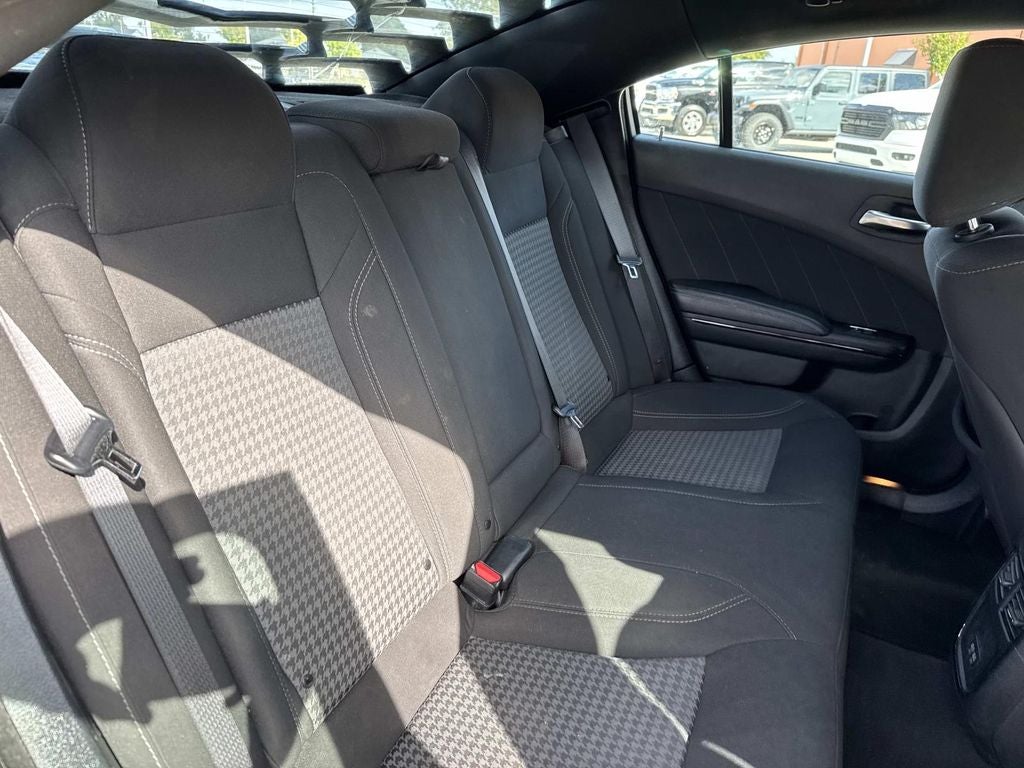 2021 Dodge Charger SXT RWD