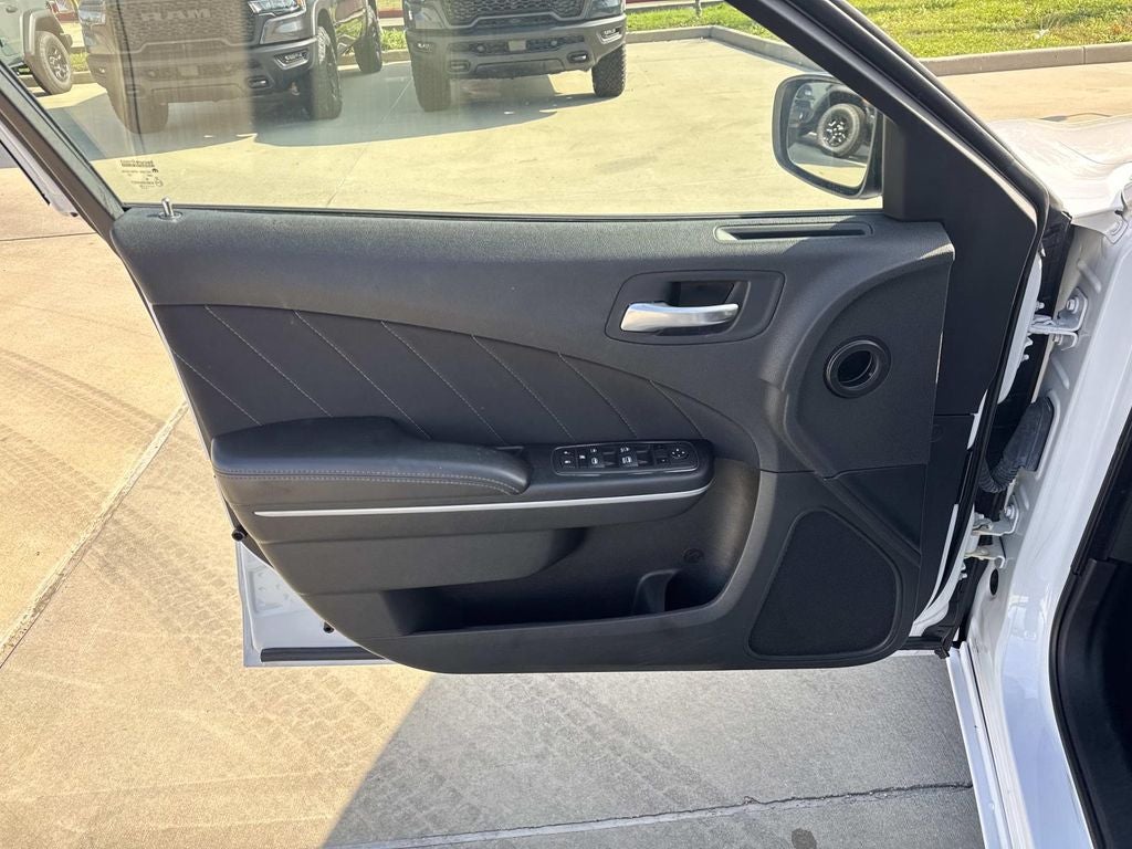 2022 Dodge Charger SXT RWD