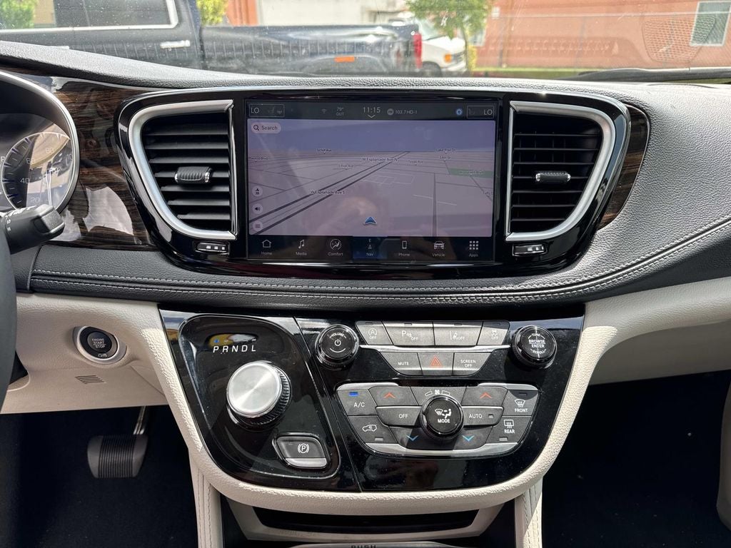 2024 Chrysler Pacifica Limited
