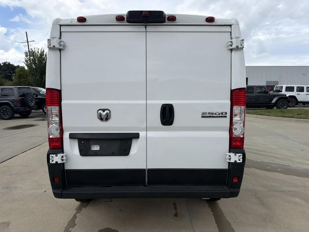 2025 RAM ProMaster 2500 Base