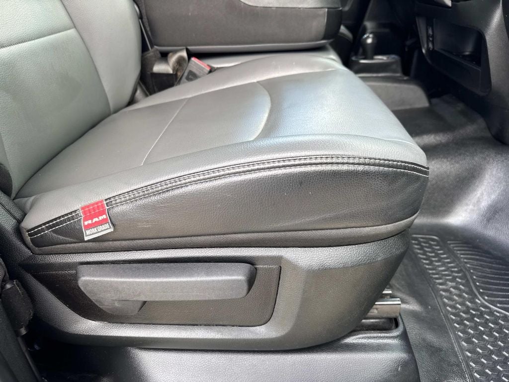 2019 RAM Ram 2500 Tradesman Crew Cab 4x4 6'4' Box