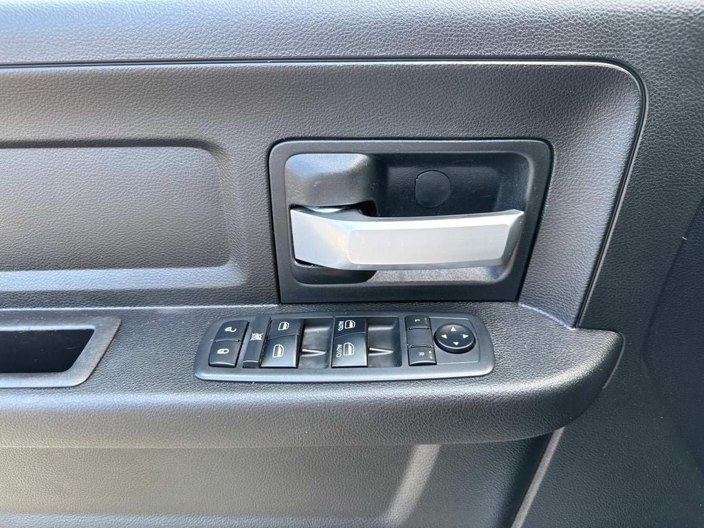 2019 RAM Ram 2500 Tradesman Crew Cab 4x4 6'4' Box