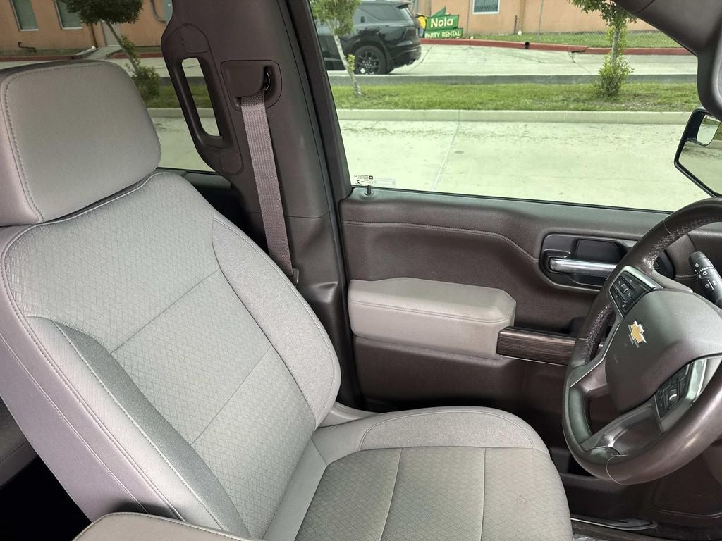 2021 Chevrolet Silverado 1500 4WD Crew Cab Short Bed LT