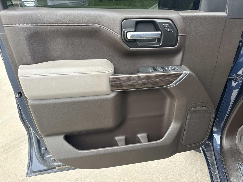 2021 Chevrolet Silverado 1500 4WD Crew Cab Short Bed LT