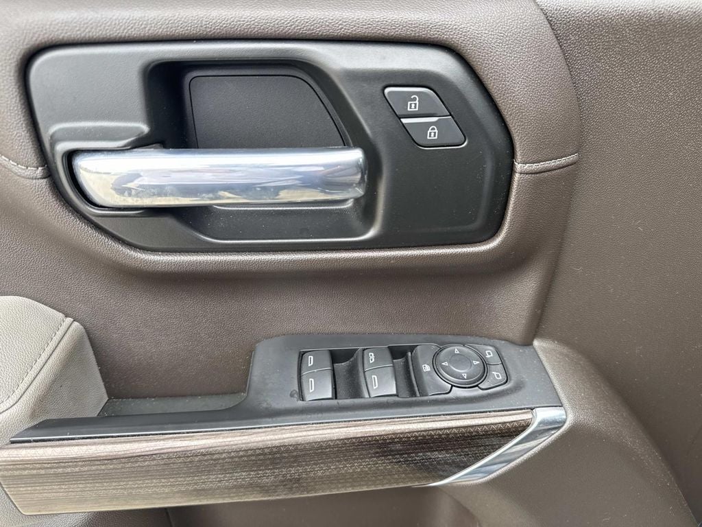 2021 Chevrolet Silverado 1500 4WD Crew Cab Short Bed LT