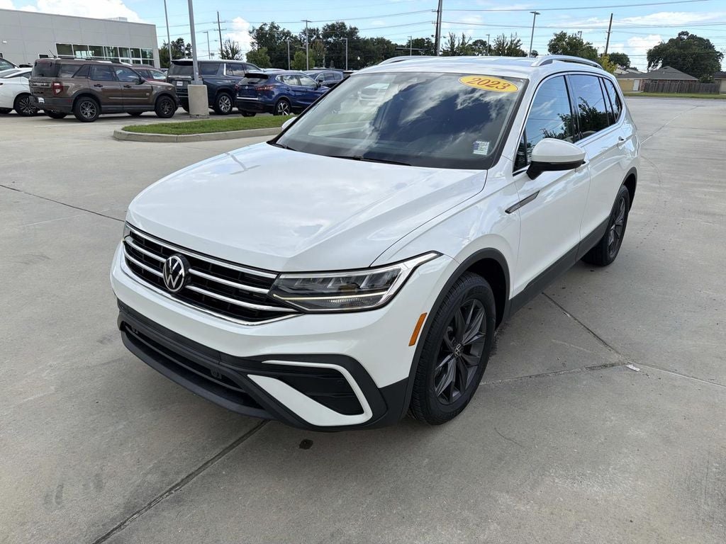 2023 Volkswagen Tiguan 2.0T SE