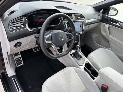 2023 Volkswagen Tiguan 2.0T SE R-Line Black