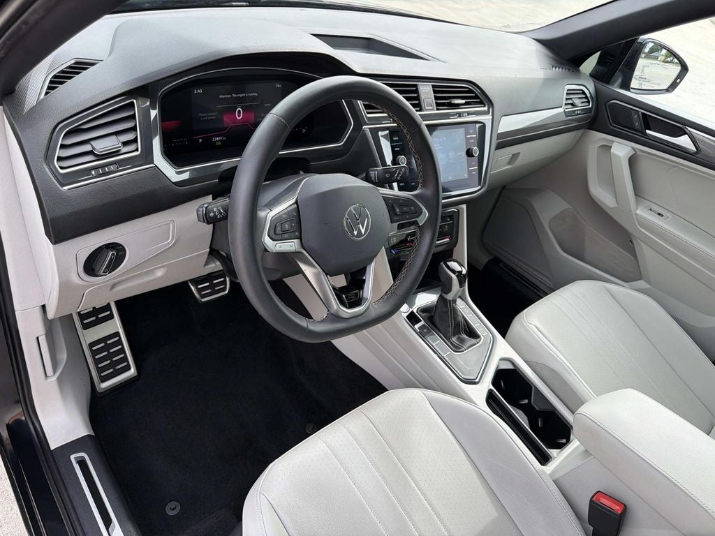 2023 Volkswagen Tiguan 2.0T SE R-Line Black