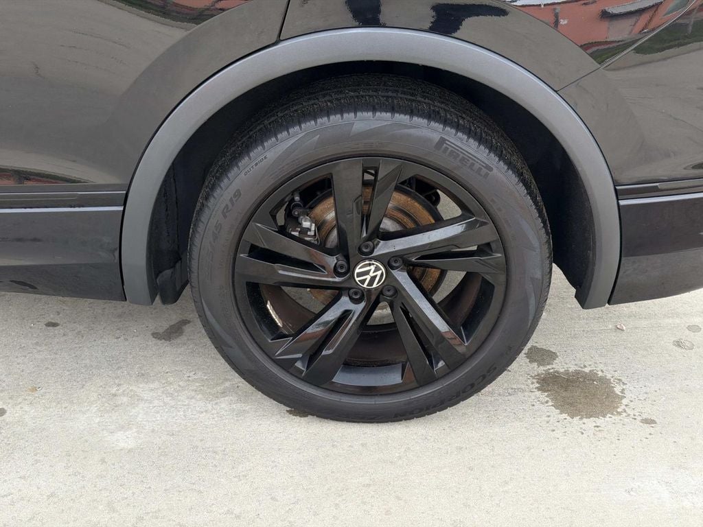 2023 Volkswagen Tiguan 2.0T SE R-Line Black