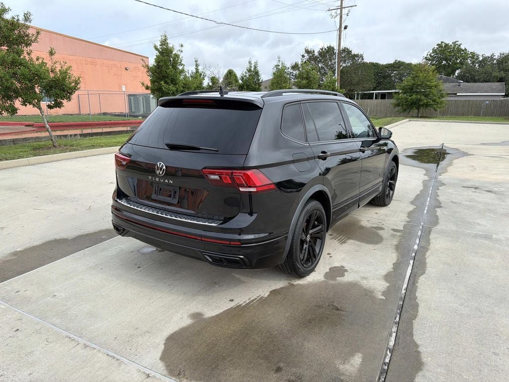 2023 Volkswagen Tiguan 2.0T SE R-Line Black