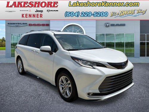 2023 Toyota Sienna Limited 7 Passenger