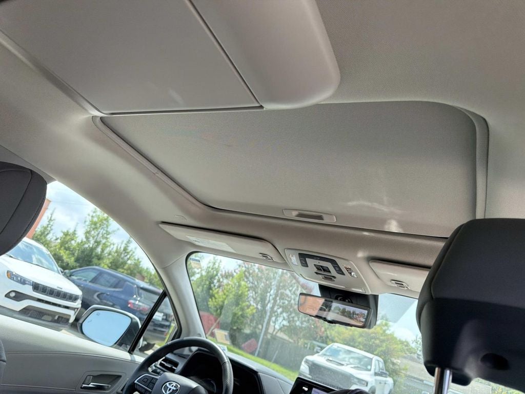 2023 Toyota Sienna Limited 7 Passenger