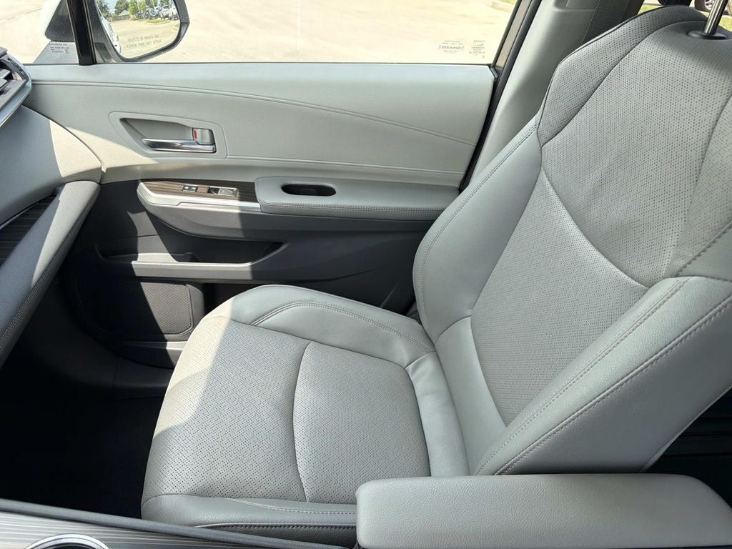 2023 Toyota Sienna Limited 7 Passenger