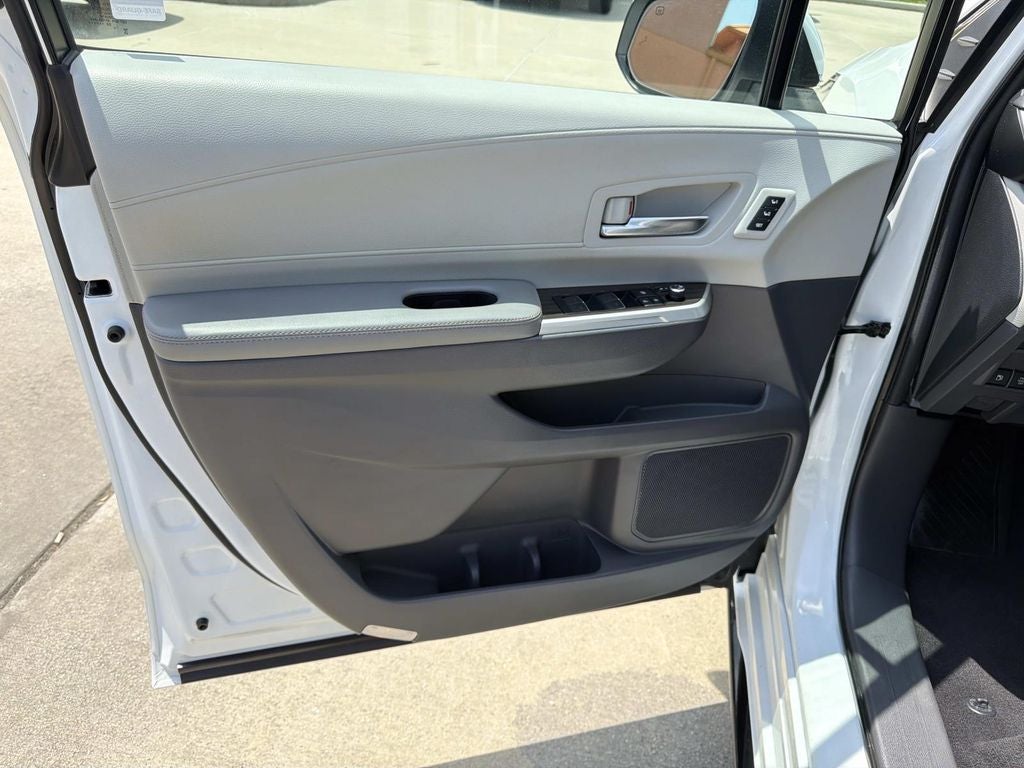2023 Toyota Sienna Limited 7 Passenger