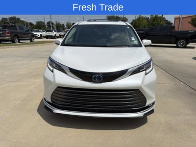 2023 Toyota Sienna Limited 7 Passenger