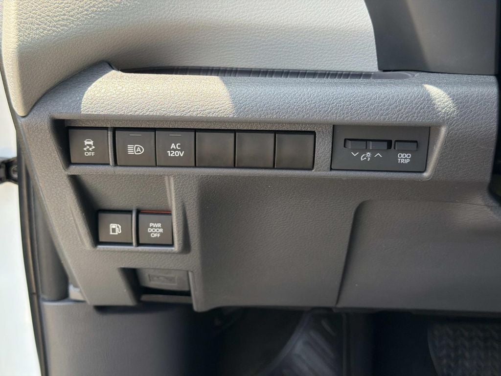 2023 Toyota Sienna Limited 7 Passenger